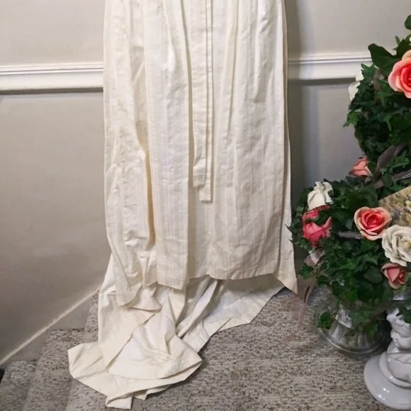 Vintage 50's Handmade Bow Trimmed Embroidered Stripe Ivory Brocade Wedding Dress - Picture 4 of 13